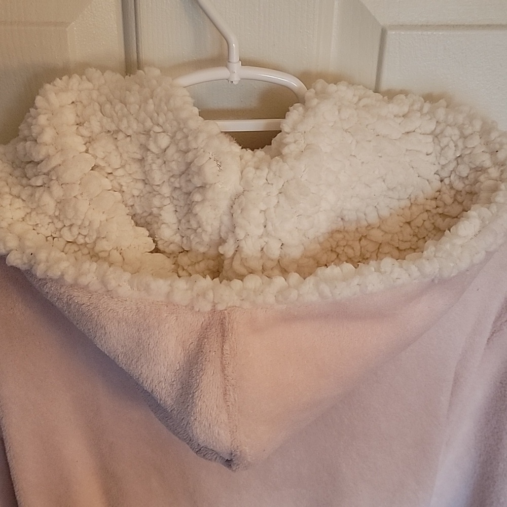 Ulta, so amazingly SOFT bathrobe, light pink and cream, L/XL. NWOT. - Picture 4 of 9